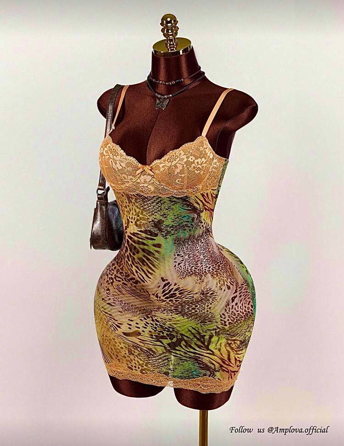 Women’s dress